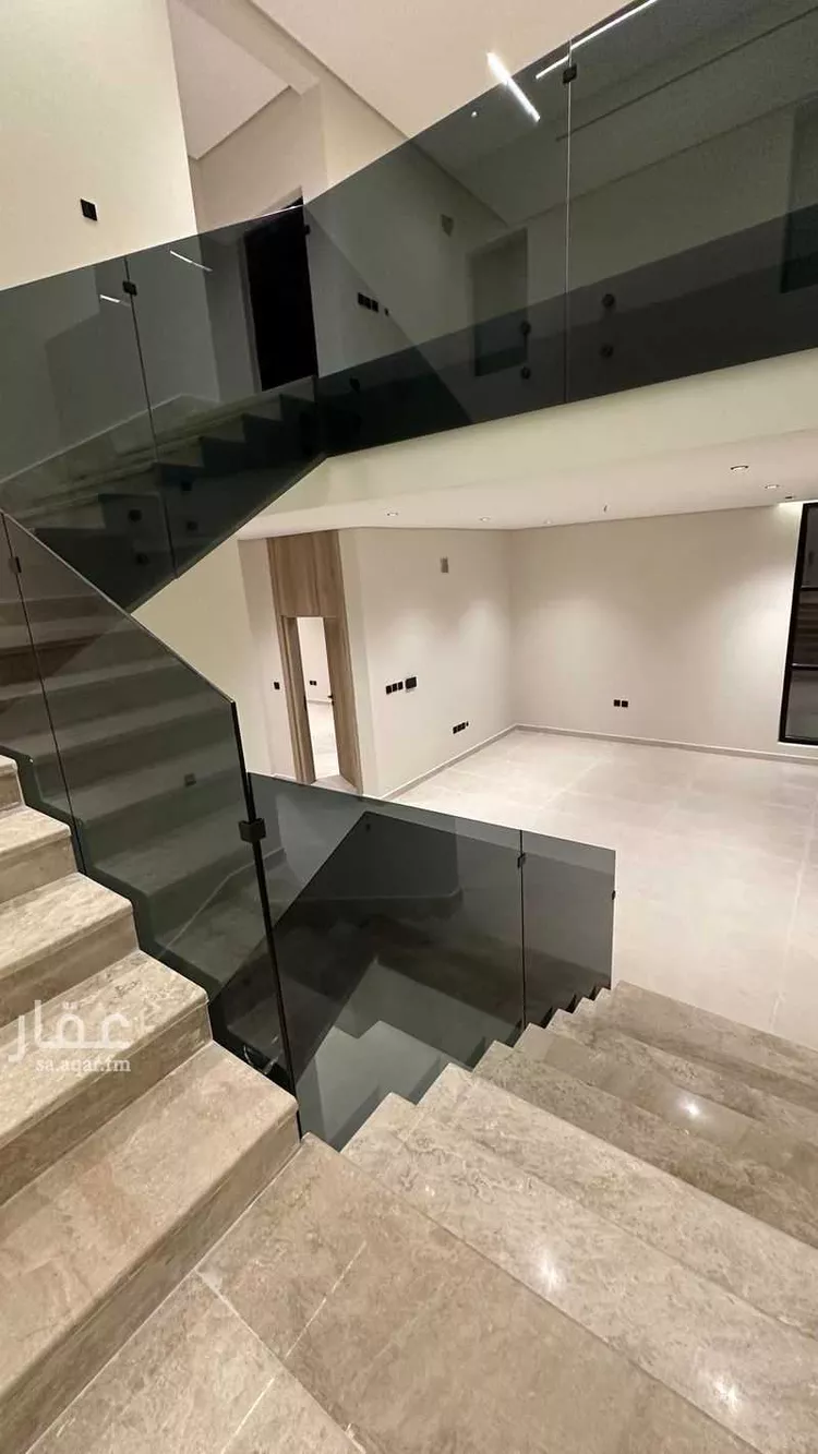 فيلا للبيع في شارع النهضة, حي الشعلة, مدينة الدمام, المنطقة الشرقية صورة 2