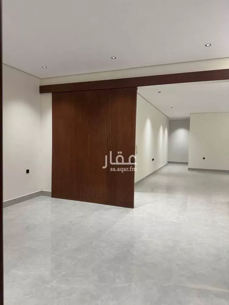 دور للبيع في شارع شارع رقم 173, حي الجنادرية, مدينة الرياض, منطقة الرياض صورة 5