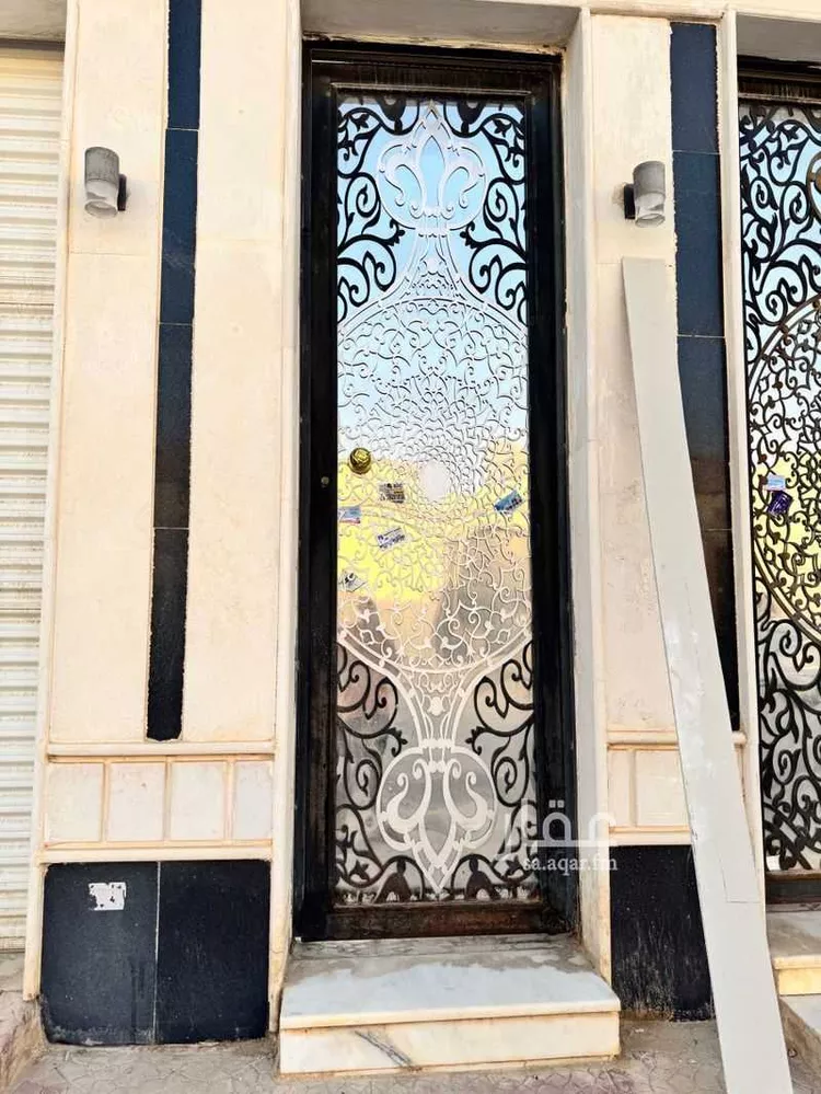 فيلا للبيع في شارع مالك بن الحارث ، حي بدر ، الرياض ، منطقة الرياض 1 صورة