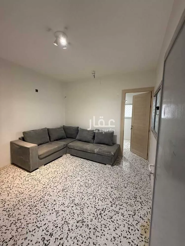 شقة للإيجار في شارع عبدالله بن مسعود, حي النسيم الغربي, مدينة الرياض, منطقة الرياض صورة 4