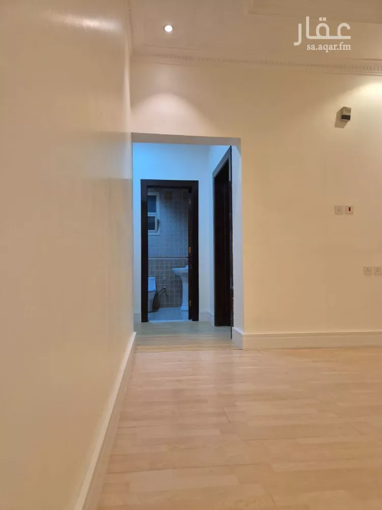شقة للبيع في شارع الأمير جلوي بن تركي بن عبدالله, حي المروج, مدينة الرياض, منطقة الرياض صورة 3