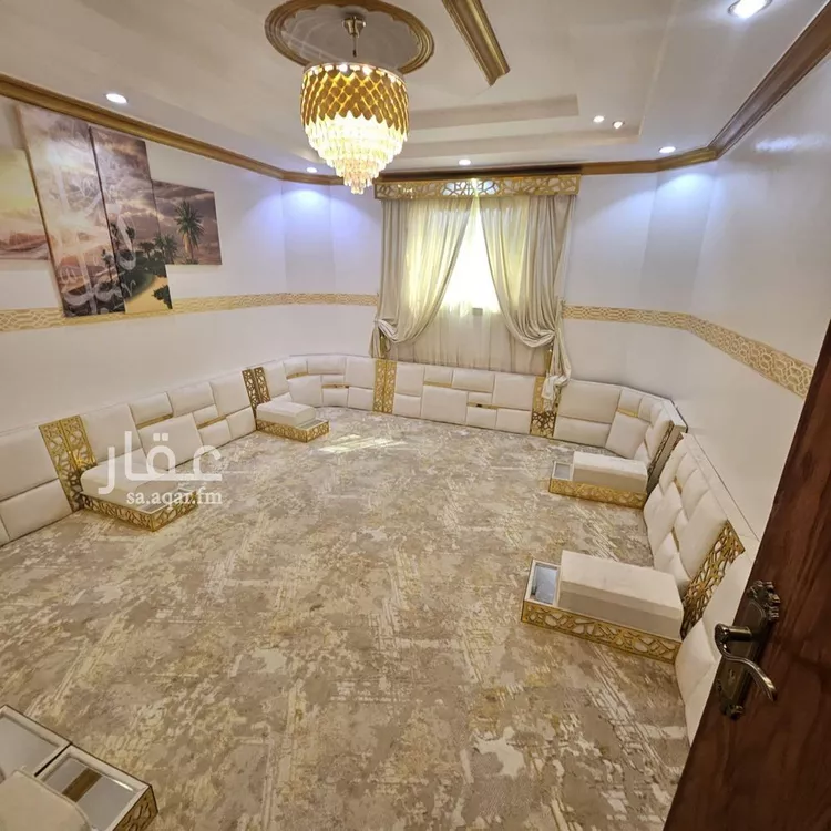 فيلا للبيع في شارع عبدالله ابن عمير, حي العريض, مدينة المدينة المنورة, منطقة المدينة المنورة صورة 5