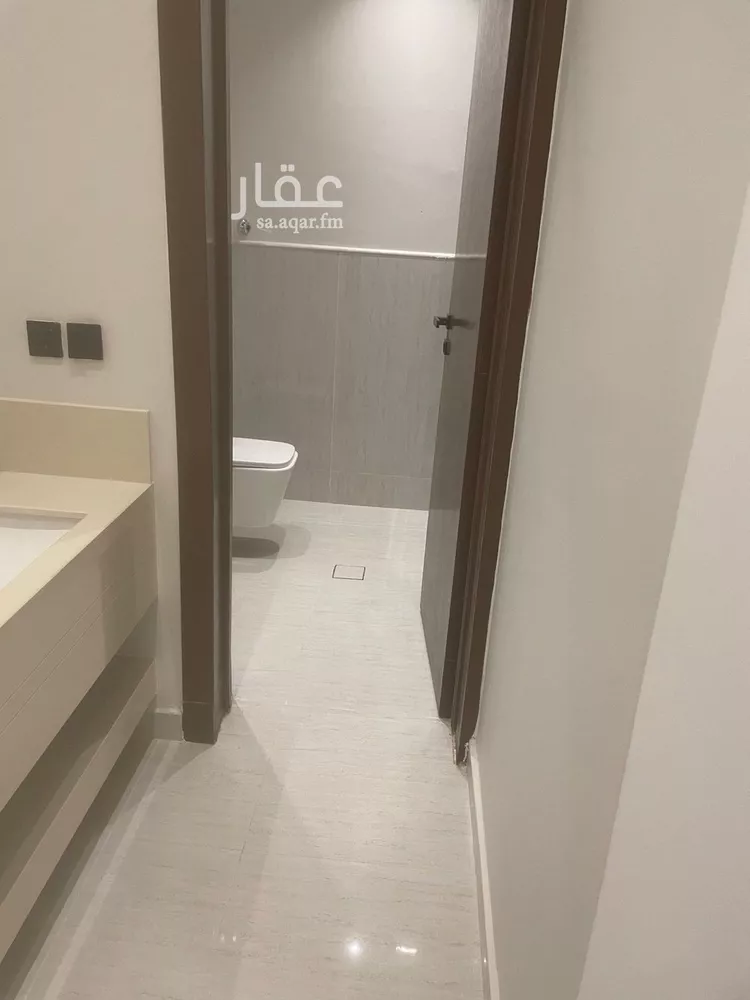 دور للبيع في شارع عثمان الرويني, حي البيان, مدينة الرياض, منطقة الرياض صورة 2