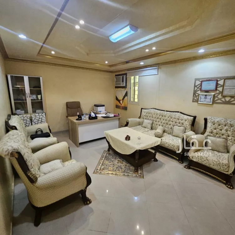 فيلا للبيع في شارع عبدالله ابن عمير, حي العريض, مدينة المدينة المنورة, منطقة المدينة المنورة صورة 3