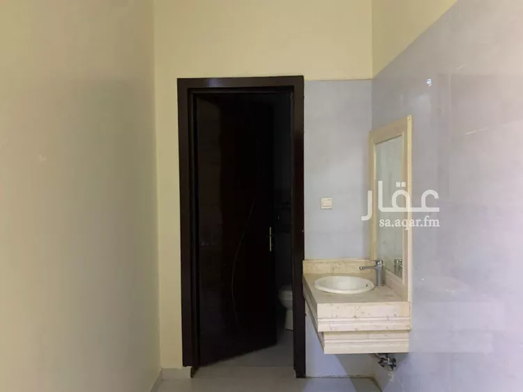 فيلا للبيع في شارع عبدالعزيز العبادي, حي الرمال, مدينة الرياض, منطقة الرياض صورة 3