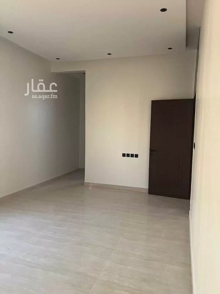 Floor for Sale in Riyadh Okaz صورة 3