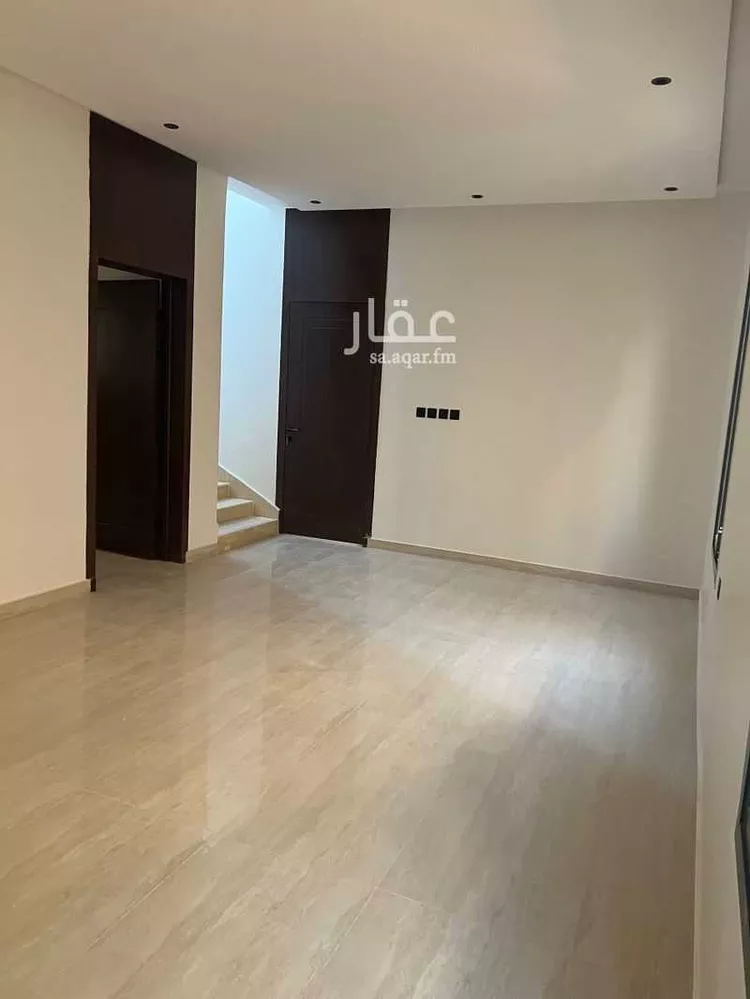 دور للبيع في شارع سراج الدين العسقلاني, حي عكاظ, مدينة الرياض, منطقة الرياض 7