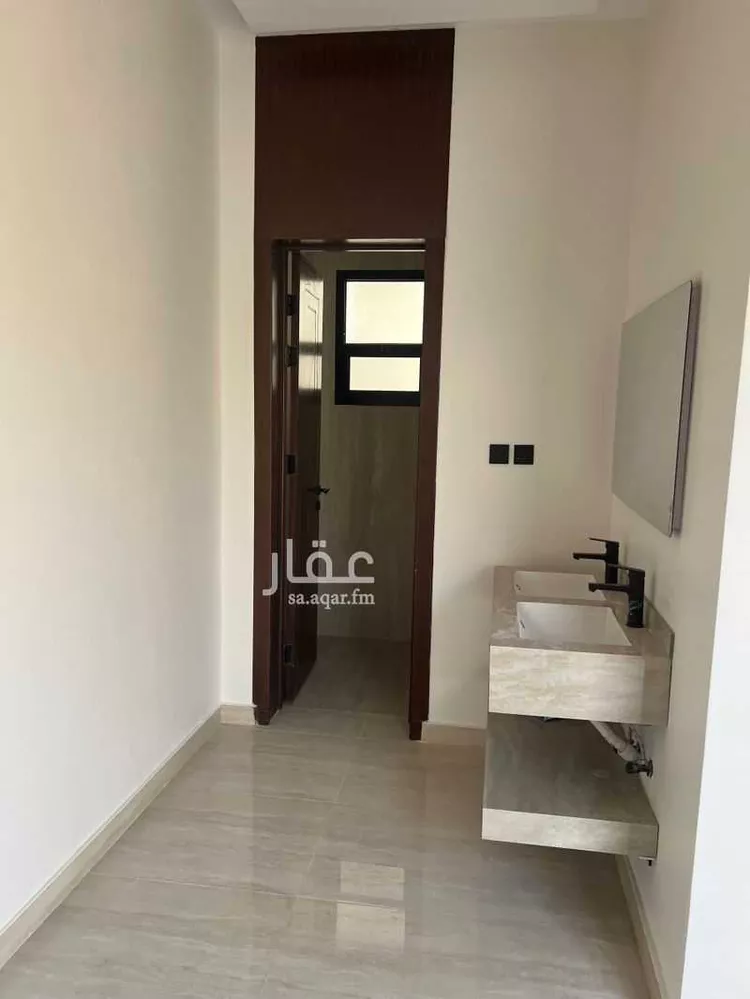 Floor for Sale in Riyadh Okaz صورة 5