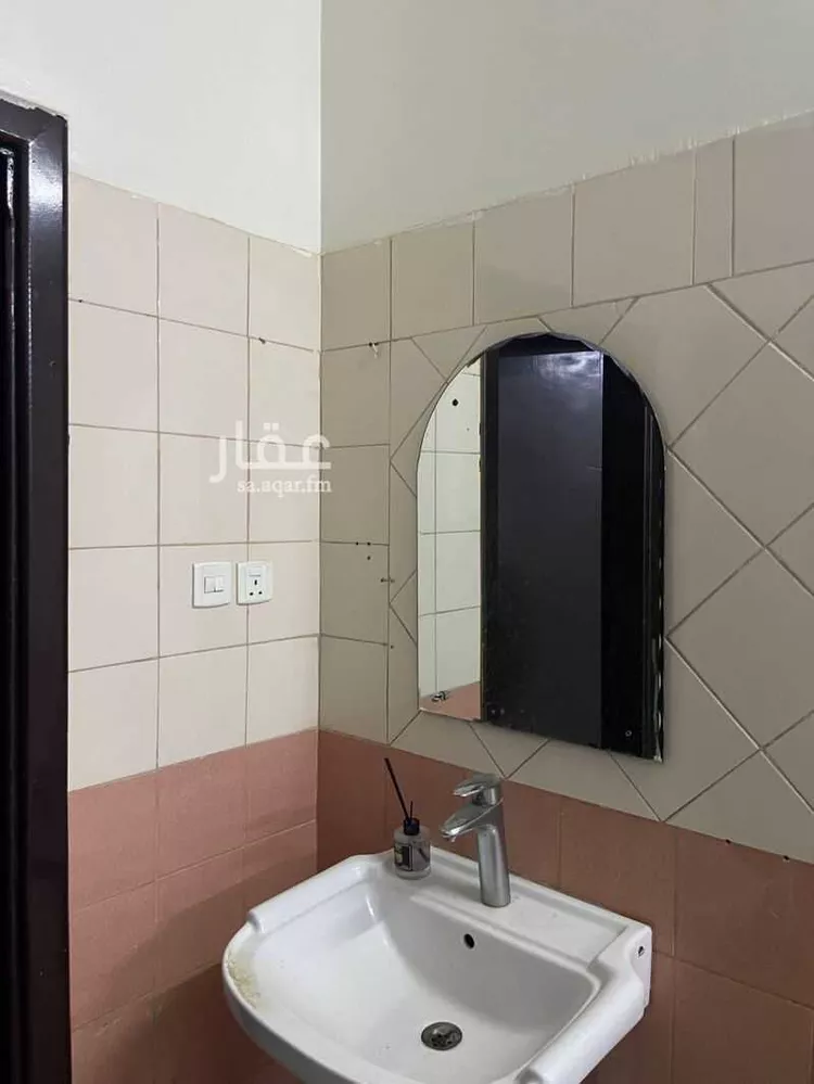 شقة للإيجار في شارع الاستقامة ، حي بدر ، الرياض ، منطقة الرياض صورة 5