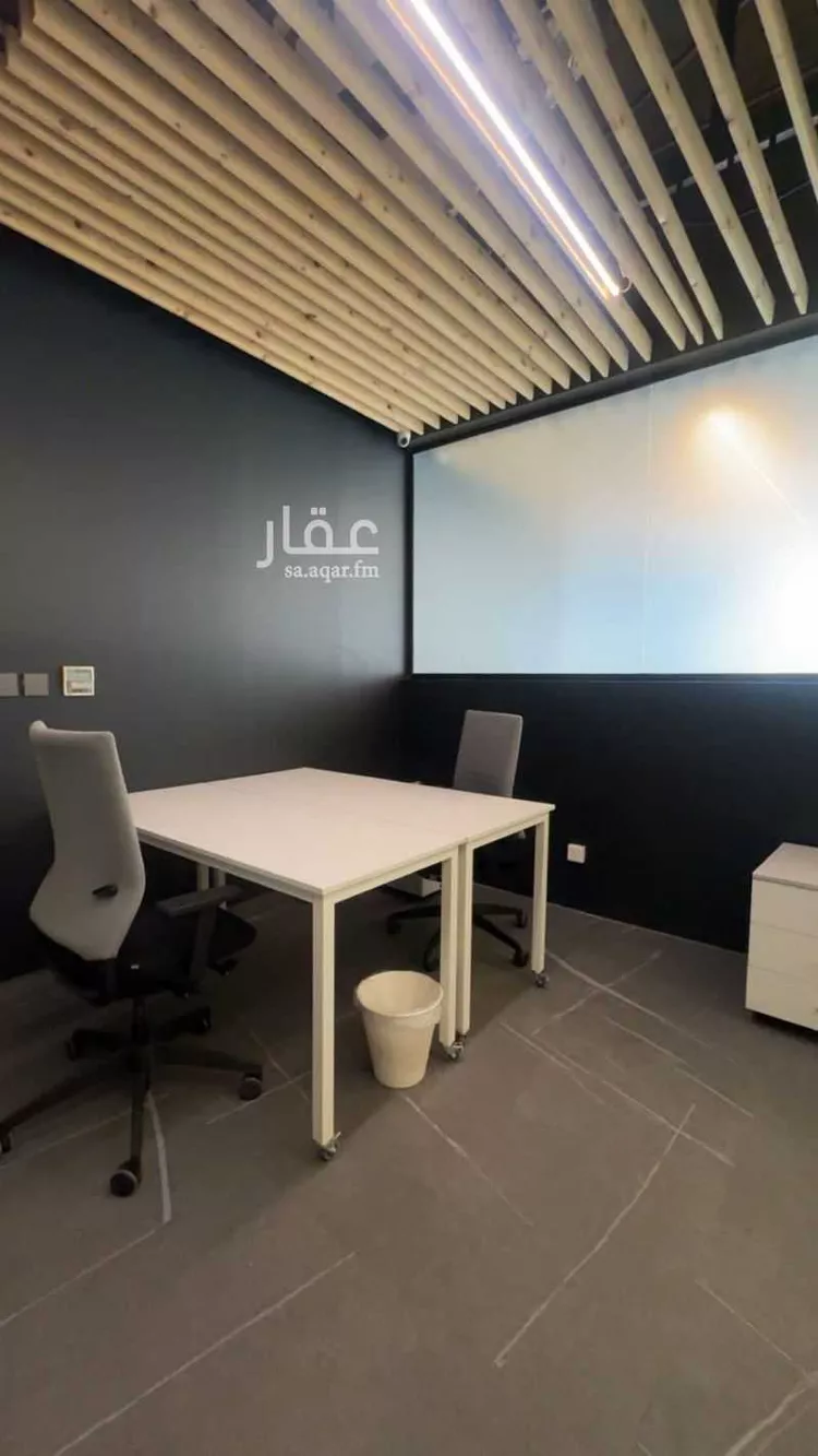 مكتب للبيع في شارع القلعة, حي الربيع, مدينة الرياض, منطقة الرياض صورة 4