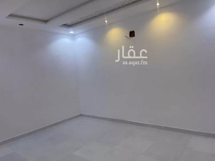 فيلا للإيجار في شارع طاهر بن محمد سنبل ، حي المناخ ، الرياض ، منطقة الرياض 7