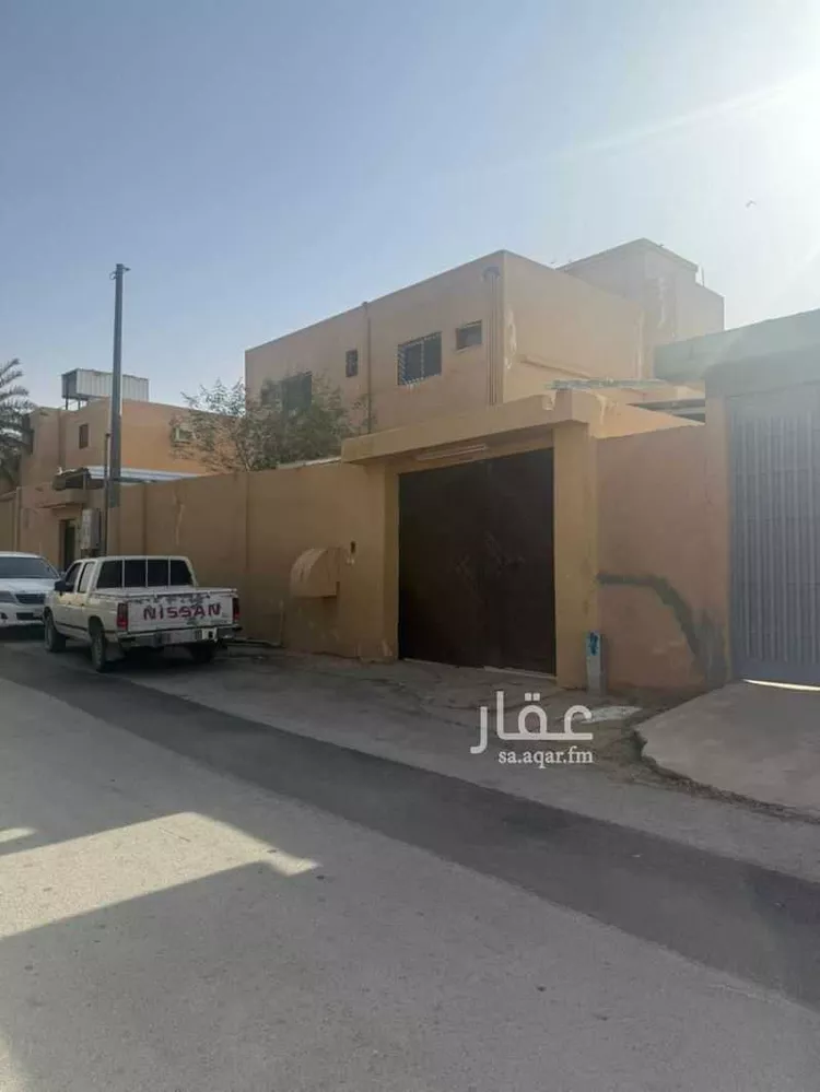 فيلا للبيع في شارع ابن هشام, حي الفيصلية, مدينة ثادق, منطقة الرياض صورة 2