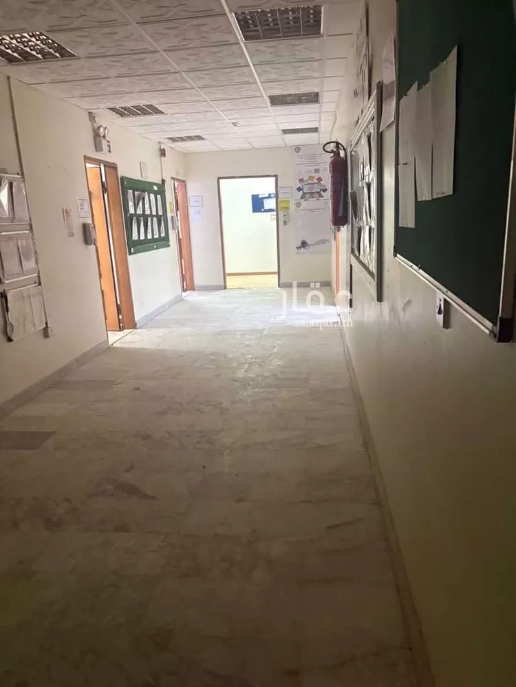 عمارة للإيجار في طريق الامام سعود بن عبدالعزيز بن محمد الفرعي ، حي المصيف ، الرياض ، منطقة الرياض صورة 2