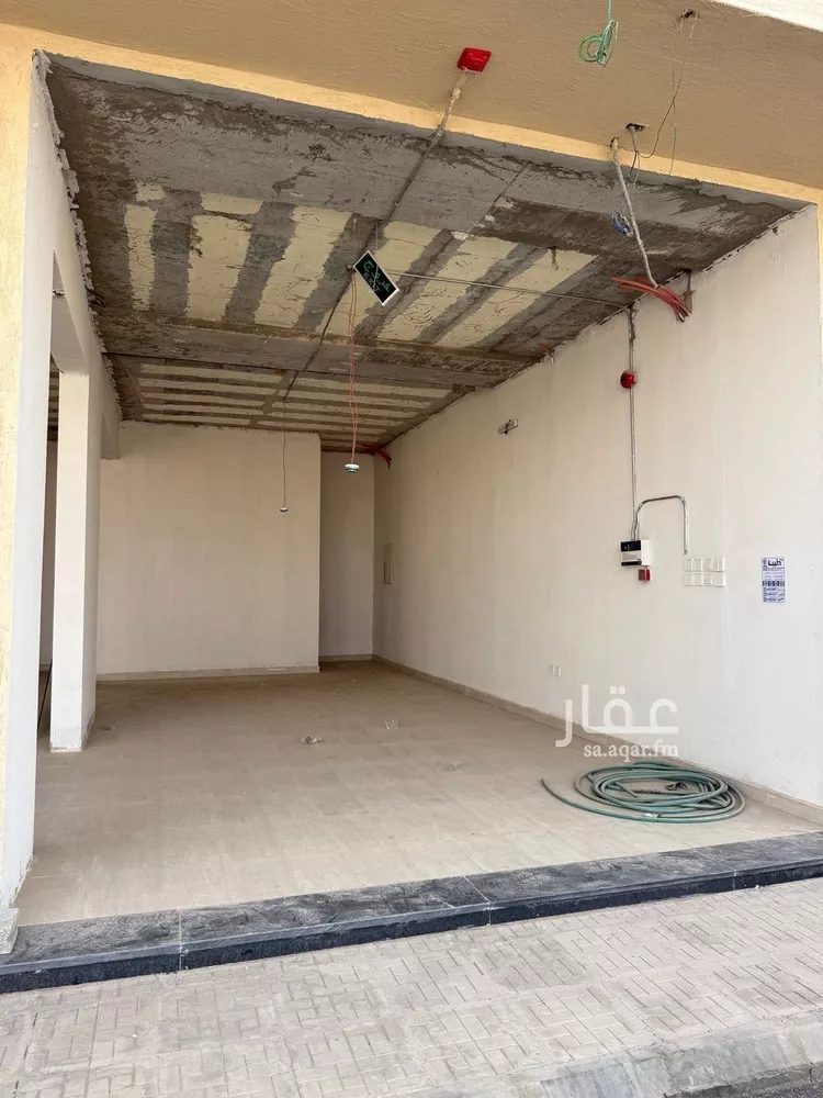 محل للإيجار في شارع عبدالله بن عبيد, حي المعيزيلة, مدينة الرياض, منطقة الرياض صورة 4