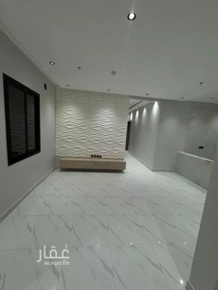 Building for Rent in Riyadh Ar Rimal 11
