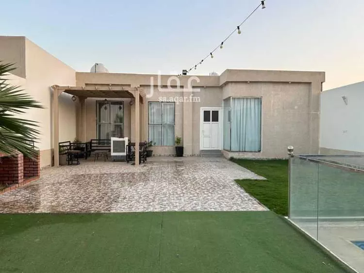استراحة للبيع في طريق الحمر ، حي الحمر ، بريدة ، بريدة