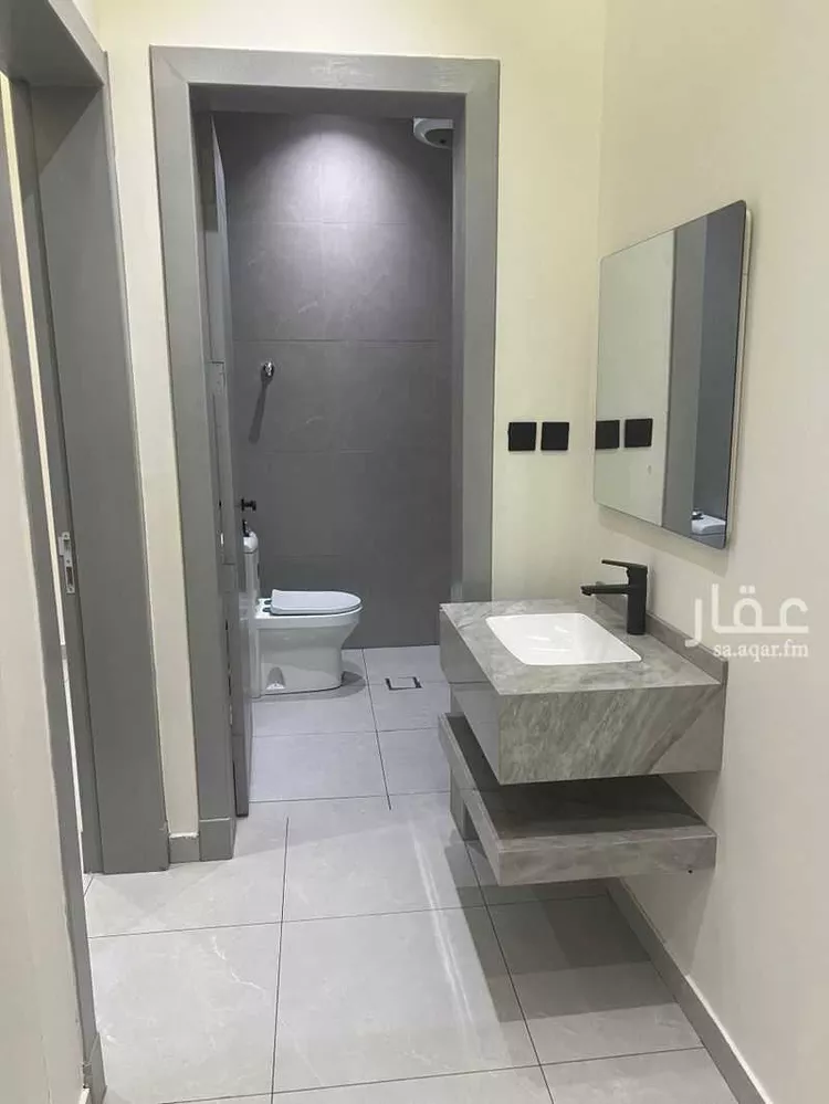 دور للبيع في شارع محارب بن دثار, حي بدر, مدينة الرياض, منطقة الرياض صورة 2