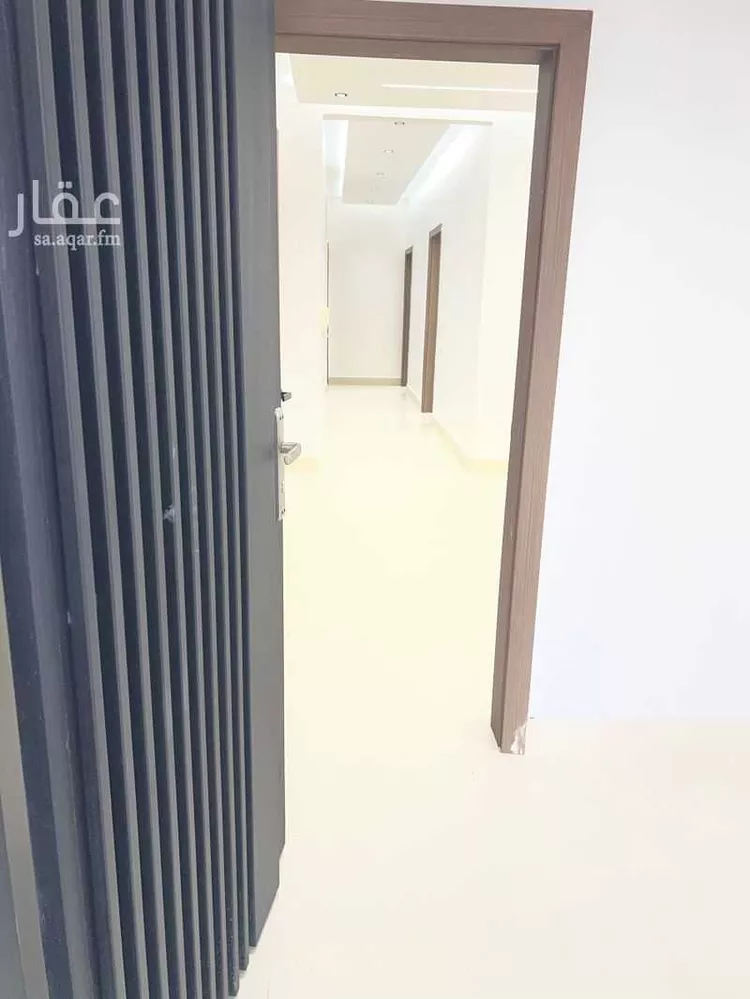 دور للبيع في شارع محارب بن دثار ، حي بدر ، الرياض ، منطقة الرياض صورة 2