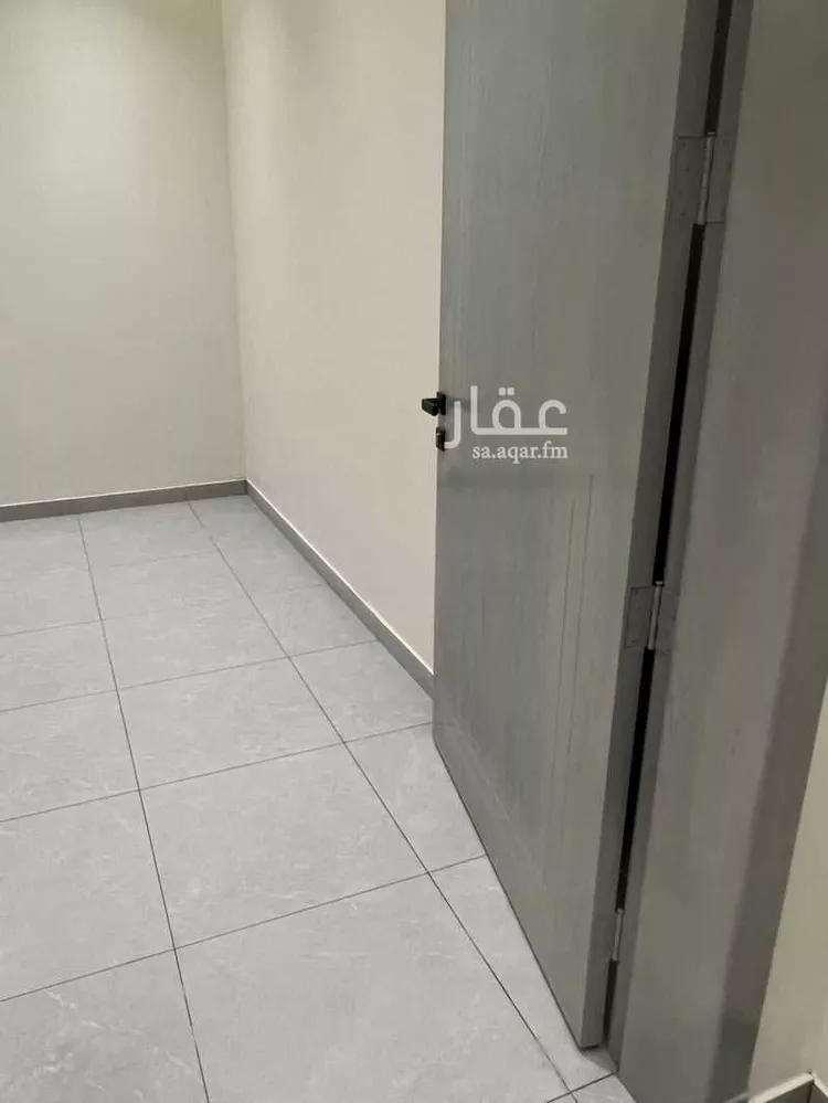 فيلا للبيع في شارع بحيرة النوبة ، حي بدر ، الرياض ، منطقة الرياض صورة 2