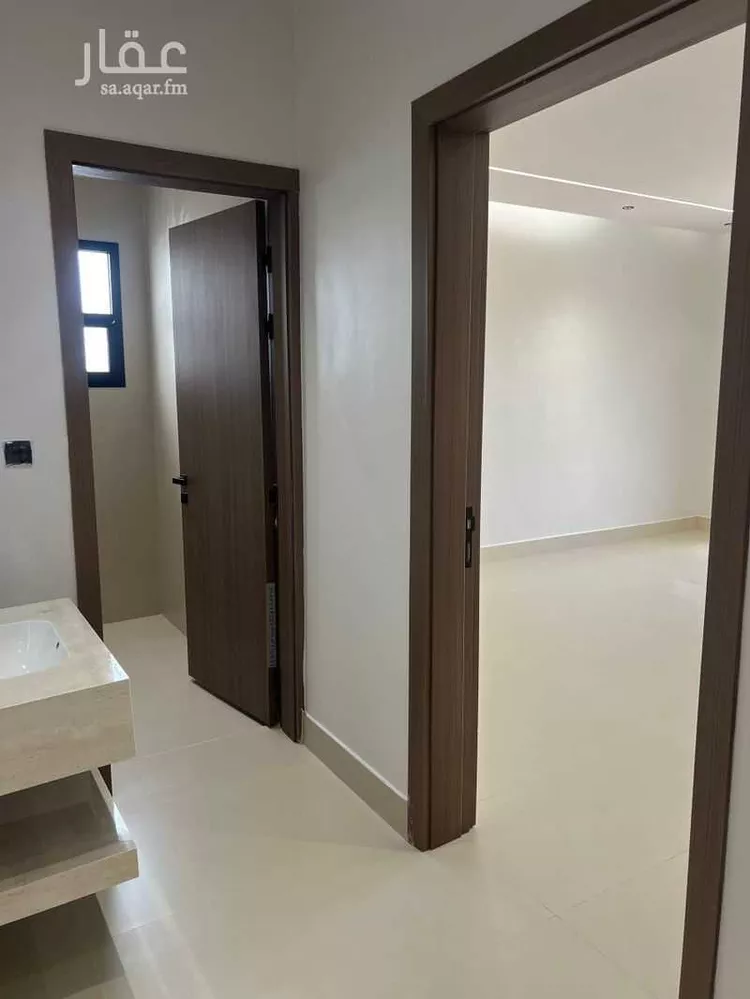 Floor for Sale in Riyadh Badr