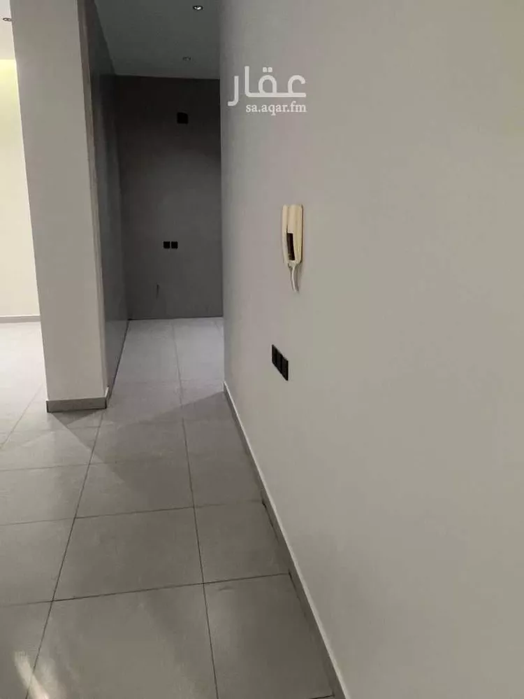 دور للبيع في شارع محارب بن دثار, حي بدر, مدينة الرياض, منطقة الرياض صورة 5