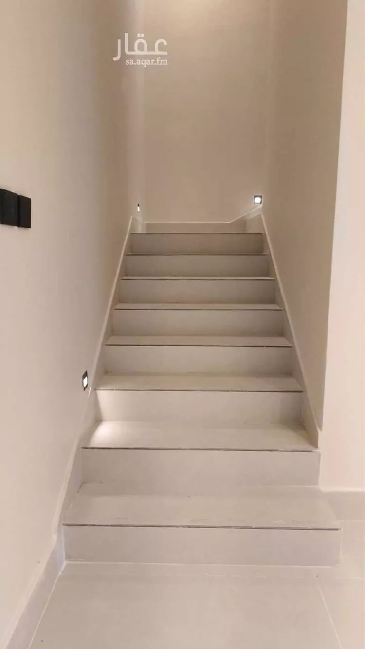 فيلا للبيع في شارع 87 السيف, حي السيف, مدينة الدمام, المنطقة الشرقية صورة 3