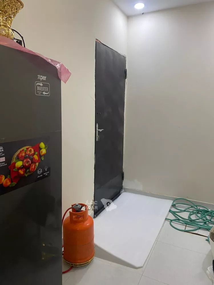 فيلا للإيجار في شارع مالك بن الحارث ، حي بدر ، الرياض ، منطقة الرياض صورة 4