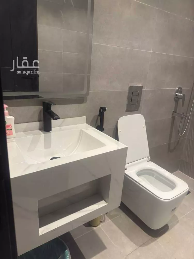 Apartment for Rent in Jeddah Al Jame'ah