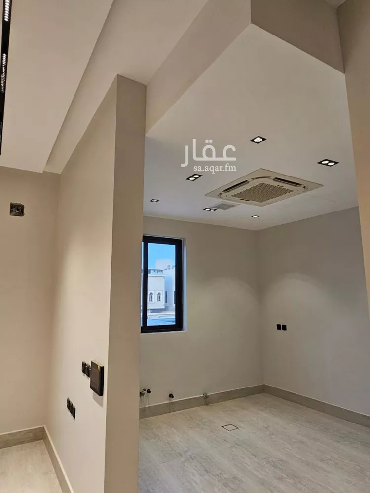 فيلا للبيع في شارع أبي القاسم عبدالرحيم, حي العارض, مدينة الرياض, منطقة الرياض صورة 2
