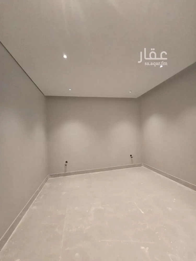 فيلا للبيع في شارع الطريق الدائري الشرقي الفرعي, حي الروضة, مدينة الرياض, منطقة الرياض صورة 4