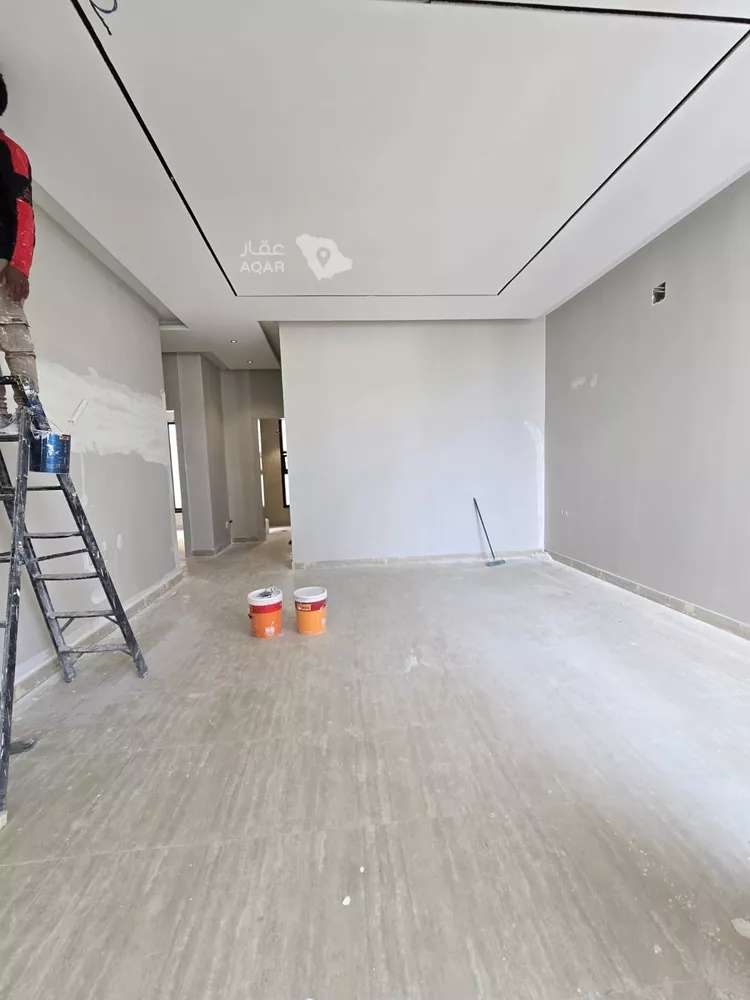 Floor for Sale in Riyadh Al Quds 2