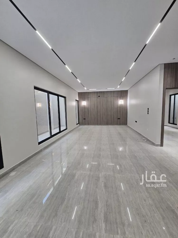 فيلا للبيع في شارع خلف بن سعيد, حي الرمال, مدينة الرياض, منطقة الرياض صورة 2