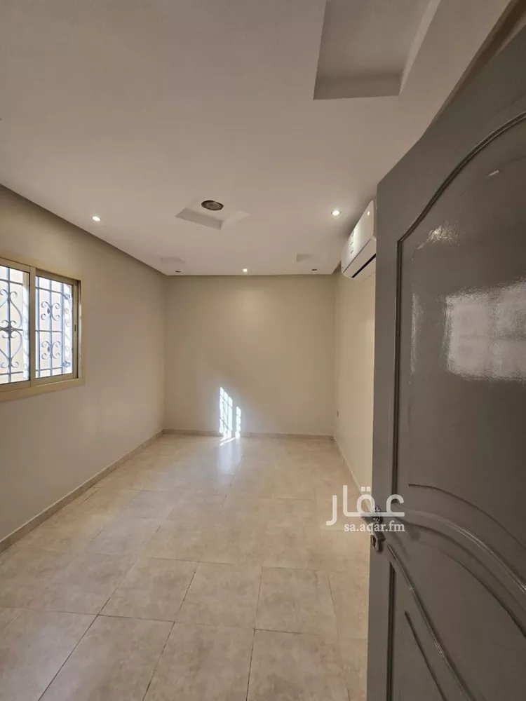 فيلا للبيع في شارع شهيد الدين ثم الوطن عبدالله عبدالرحمن, حي الياسمين, مدينة الرياض, منطقة الرياض صورة 2