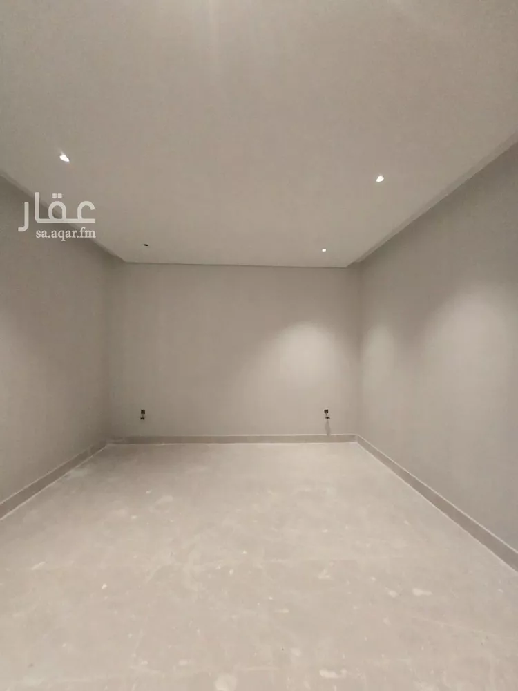 فيلا للبيع في شارع الطريق الدائري الشرقي الفرعي, حي الروضة, مدينة الرياض, منطقة الرياض صورة 2