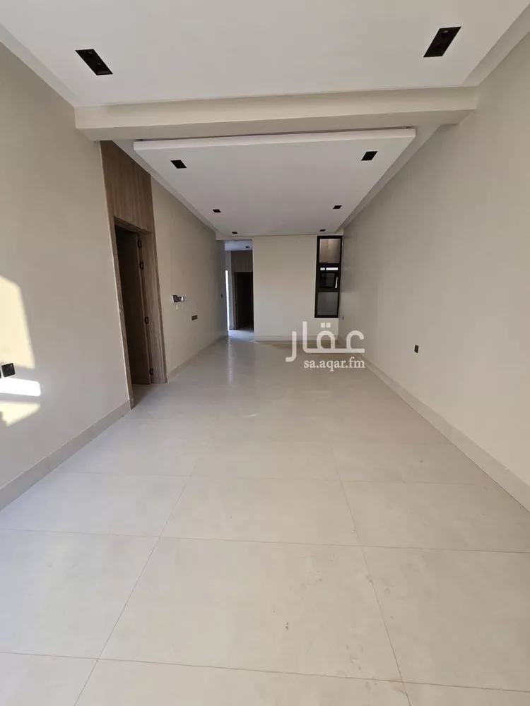 دور للبيع في شارع القرابة, حي إشبيلية, مدينة الرياض, منطقة الرياض صورة 5