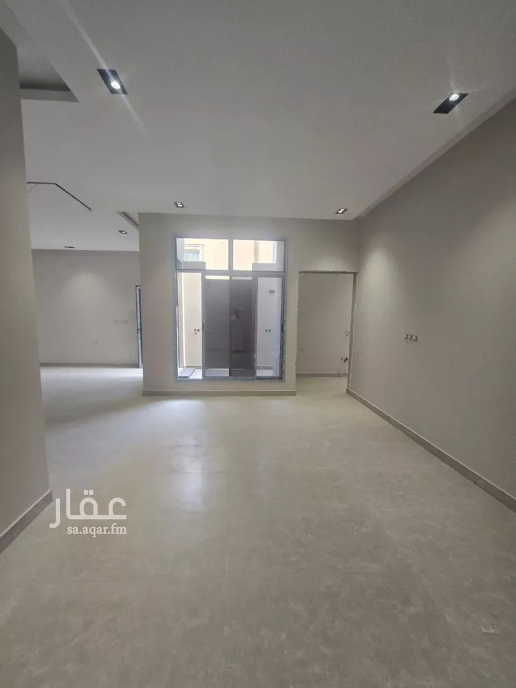 فيلا للبيع في شارع النقعاء, حي اليرموك, مدينة الرياض, منطقة الرياض صورة 3