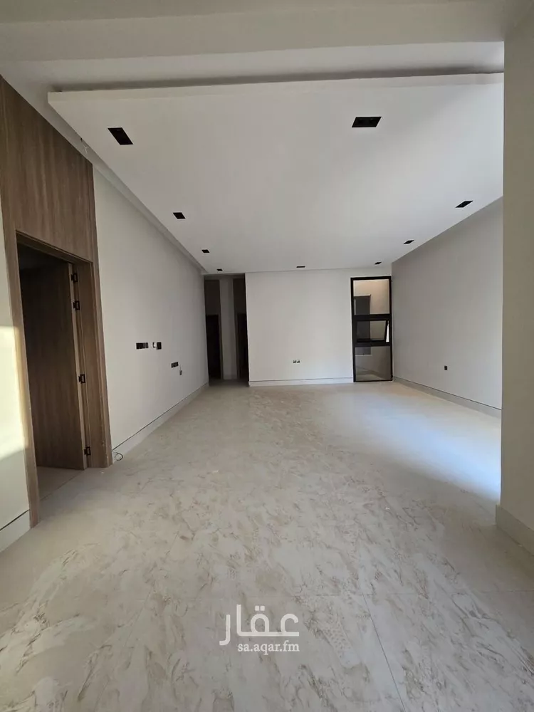 دور للبيع في شارع القرابة, حي إشبيلية, مدينة الرياض, منطقة الرياض 8
