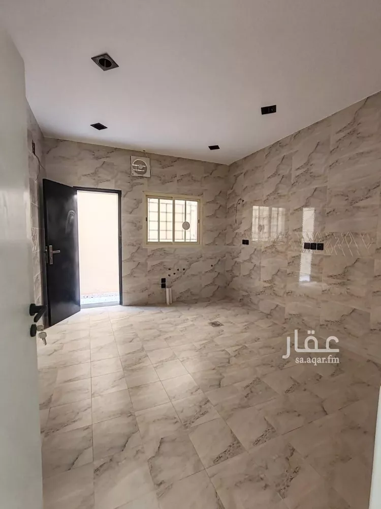 فيلا للبيع في شارع ابي جعفر المنصور, حي غرناطة, مدينة الرياض, منطقة الرياض 7