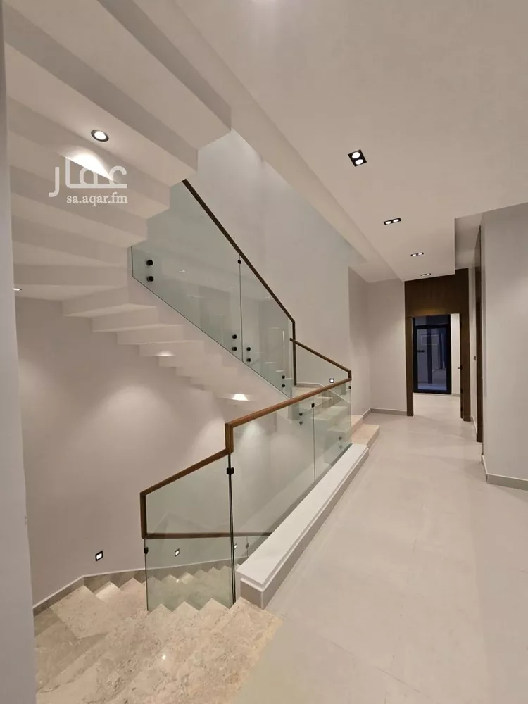 فيلا للبيع في شارع الشيخ عبدالعزيز بن عبدالرحمن بن بشر, حي الخليج, مدينة الرياض, منطقة الرياض صورة 2