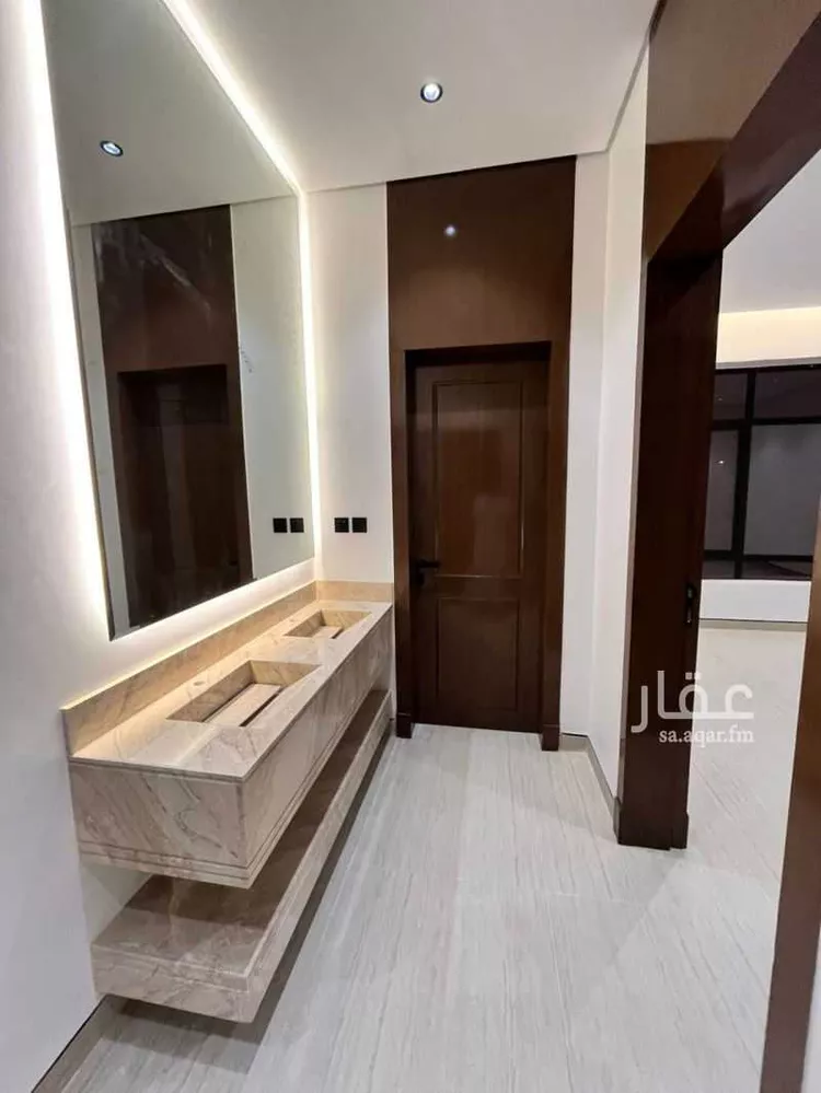 بيت للبيع في شارع رقم 181 ، حي الجنادرية ، الرياض ، منطقة الرياض 7