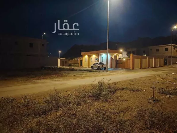 استراحة للبيع في شارع عبدالله ابن الجد السلمي ، محايل ، محايل صورة 2