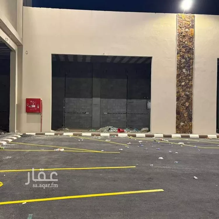محل للإيجار في شارع جنوبا الى احد رفيده و شمالا الى خميس مشيط ، حي النزهة ، خميس مشيط ، خميس مشيط صورة 5