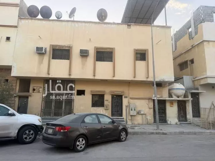 عمارة للبيع في شارع جيزان, حي الثقبة, مدينة الخبر, المنطقة الشرقية صورة 2