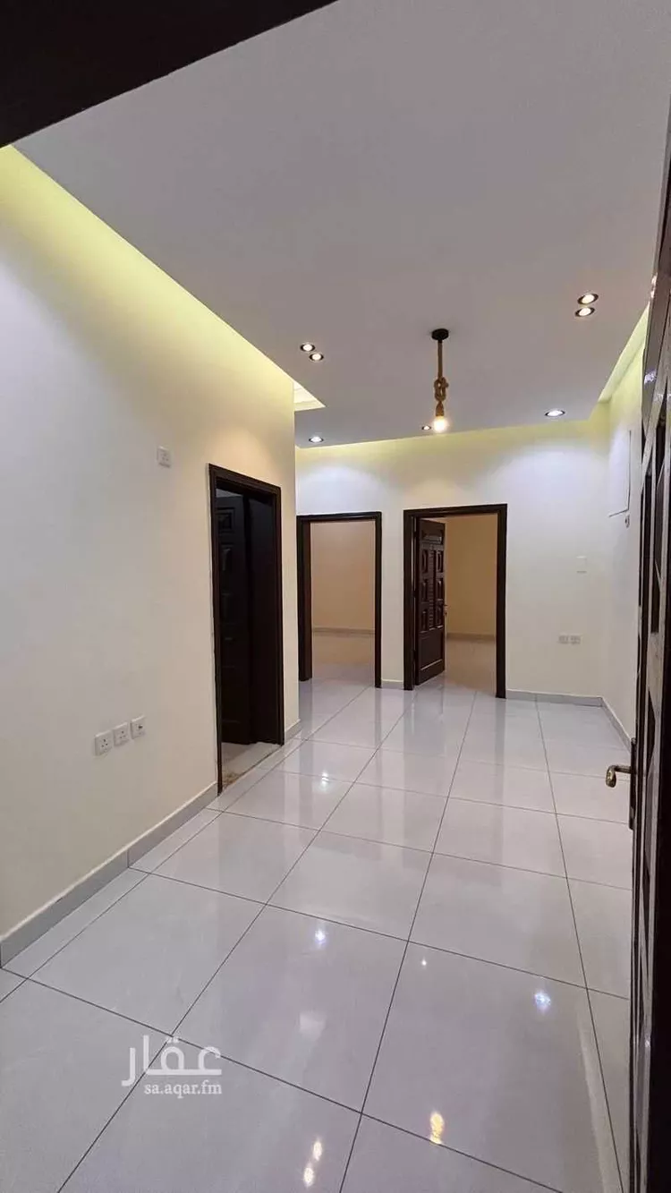 عمارة للإيجار في شارع ابي نصر الاقطع, حي الصفاء, مدينة جدة, منطقة مكة المكرمة صورة 2