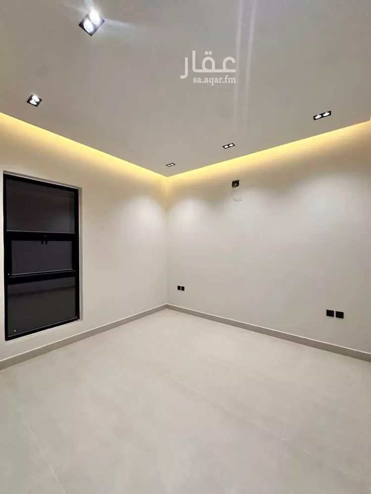 فيلا للبيع في شارع السلطان قابوس بن سعيد, حي المعيزيلة, مدينة الرياض, منطقة الرياض 15