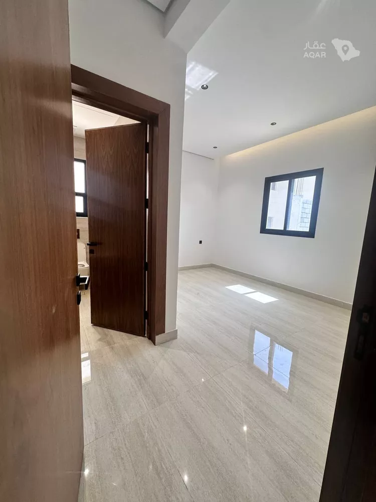 Floor for Sale in Riyadh Al Maizilah صورة 5