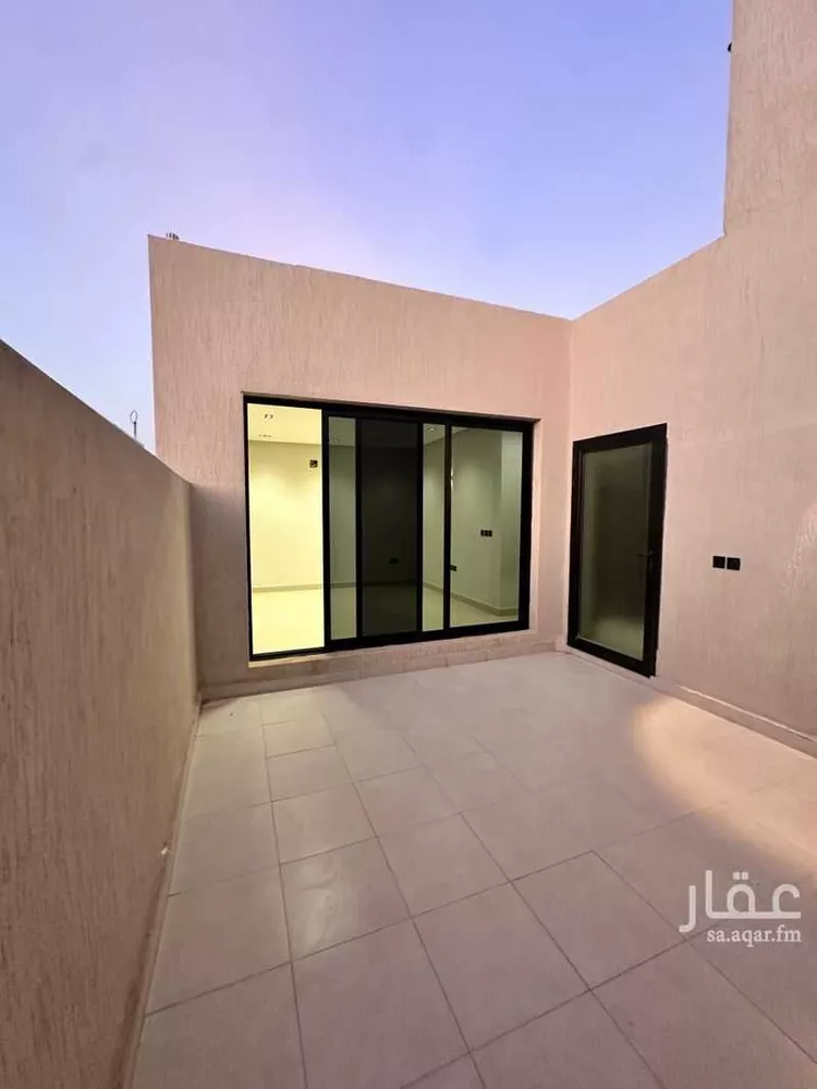 شقة للبيع في شارع السلطان قابوس بن سعيد, حي المعيزيلة, مدينة الرياض, منطقة الرياض صورة 2