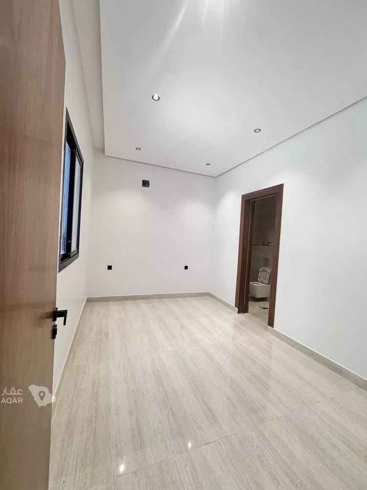 شقة للبيع في شارع السلطان قابوس بن سعيد, حي المعيزيلة, مدينة الرياض, منطقة الرياض 7