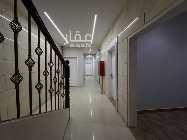 عمارة للإيجار في شارع الشباب, حي العزيزية, مدينة الرياض, منطقة الرياض صورة 3