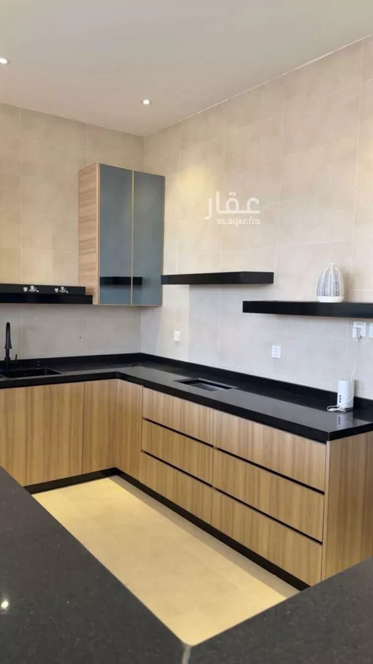 فيلا للبيع في شارع الساعي, حي الياسمين, مدينة الرياض, منطقة الرياض صورة 4